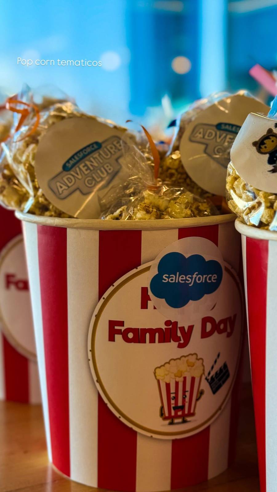 Baldes de pop-corn personalizados para un evento especial